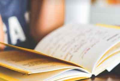 美术生高中三年大概要花多少钱 多少分能上大学